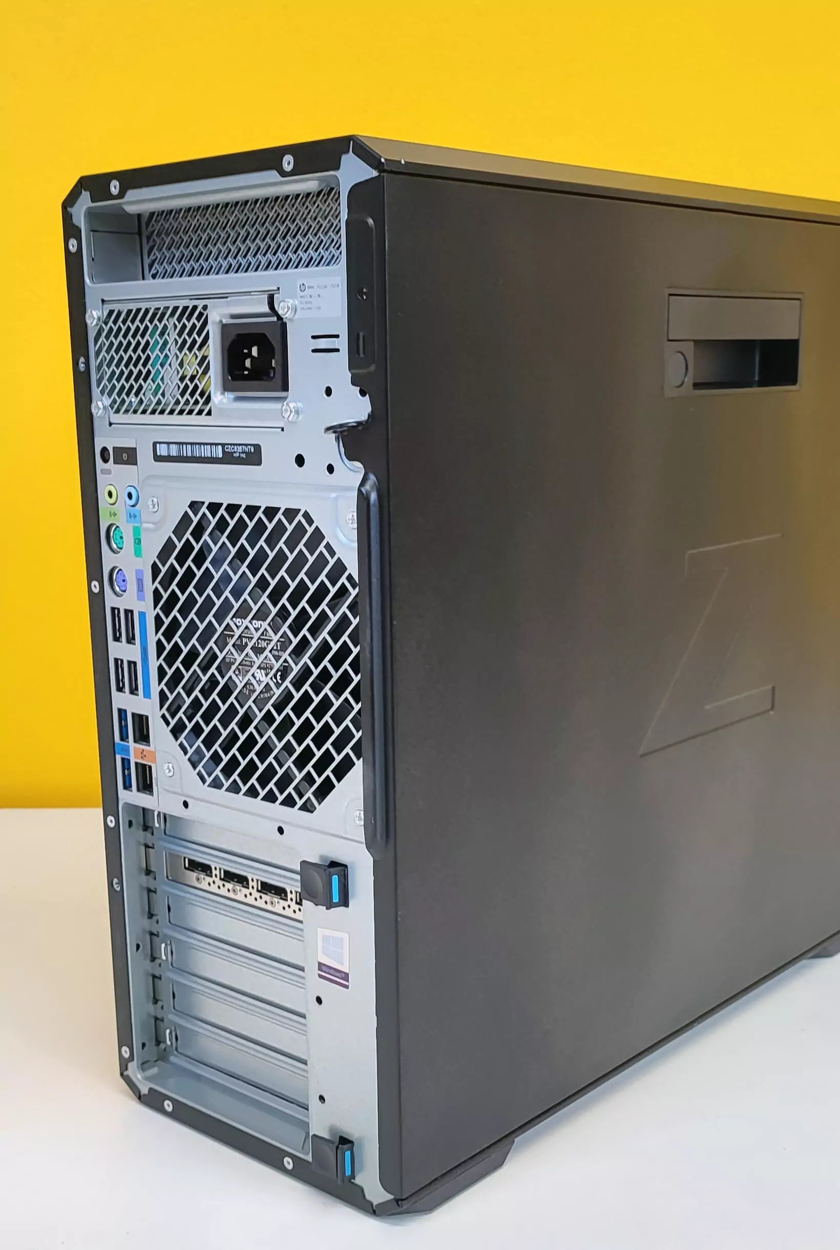 HP Z4 G4 Workstation HP Z4 G4 Workstation